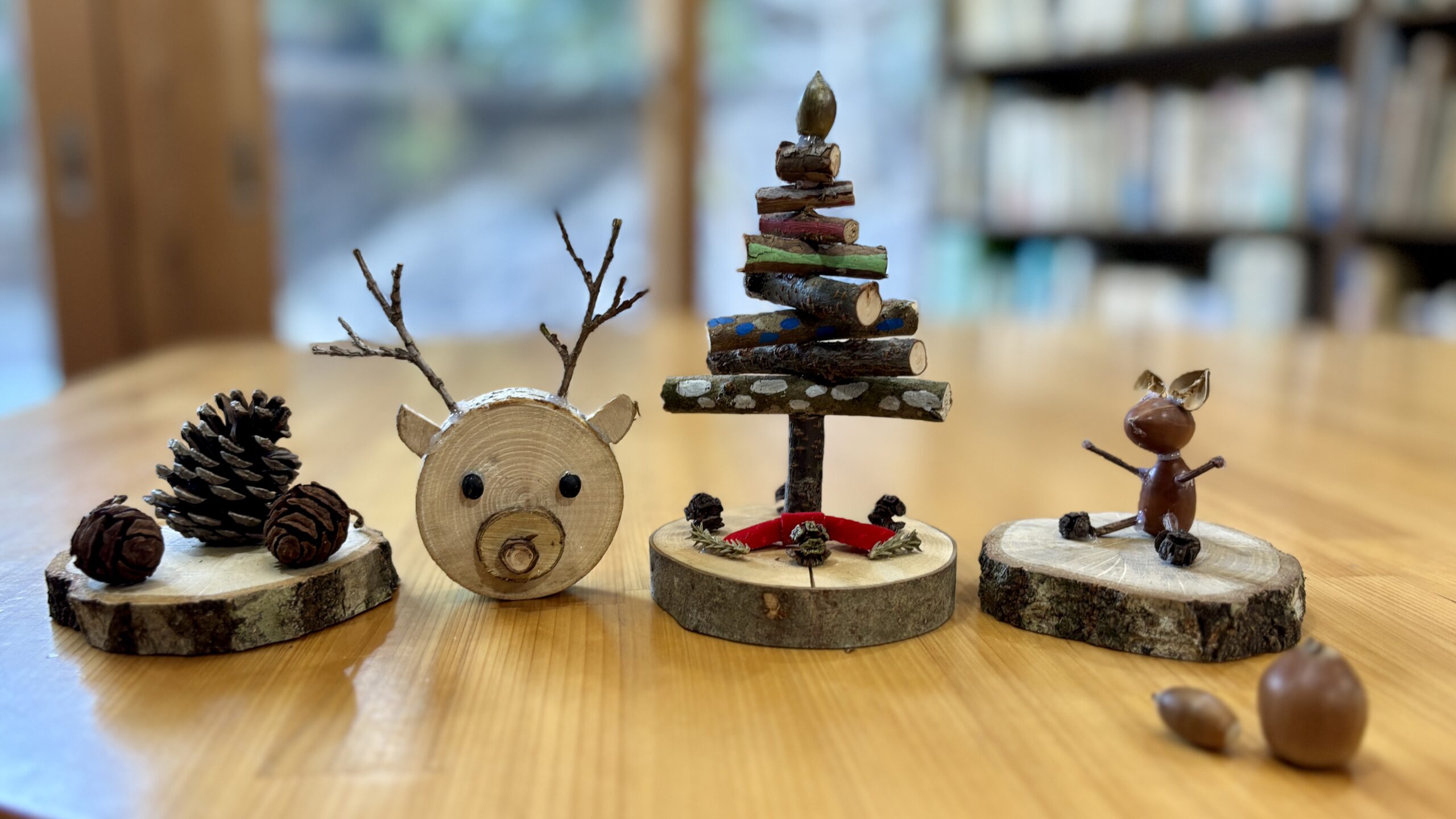 森の素材でつくる「ミニツリーと木の実アート」（主催：時ノ寿の森